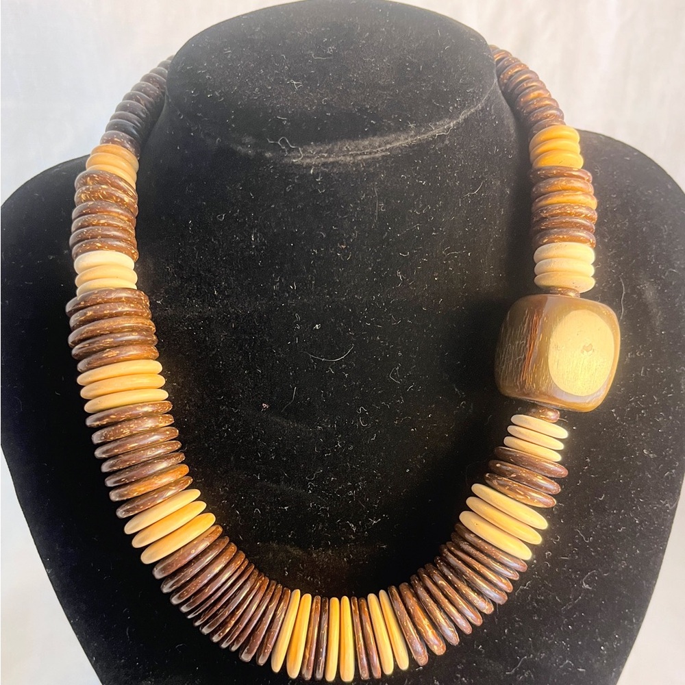 Chunky Brown and Cream Beaded Necklace